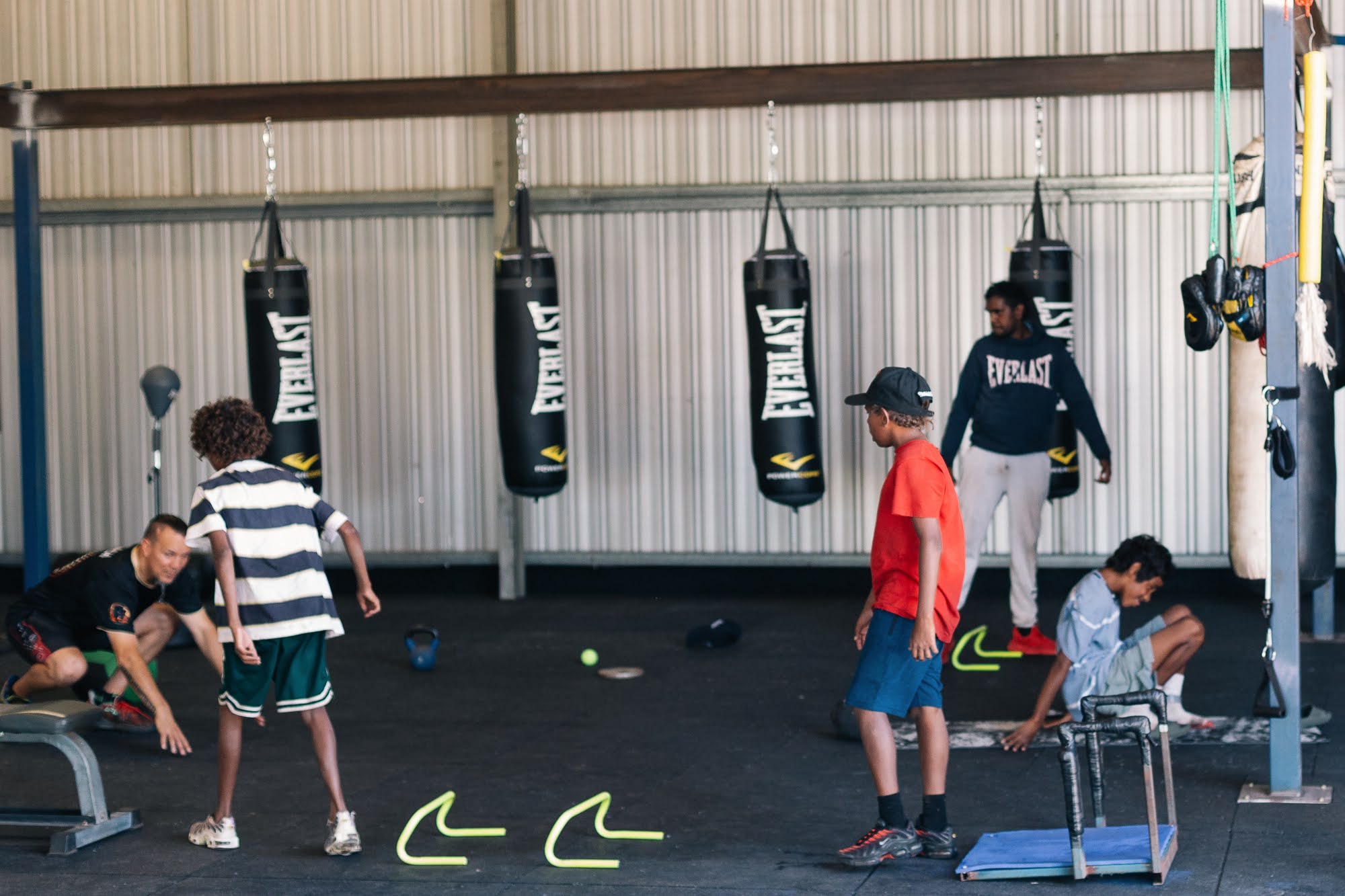 Oonchiumpa cultural mentoring on Country